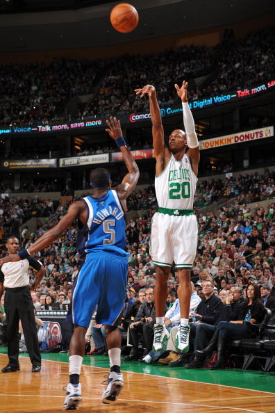 赛榜首的位 赛榜首的位