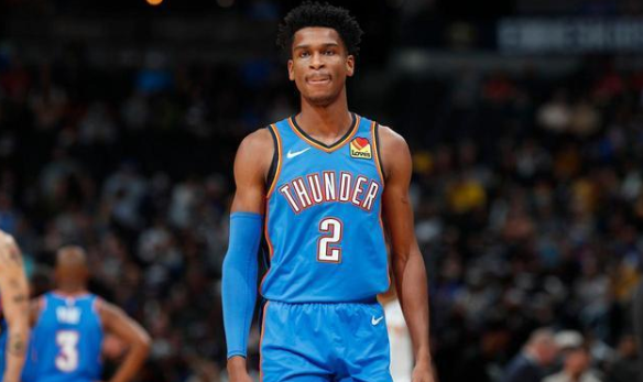 都吸引着我 都吸引着我