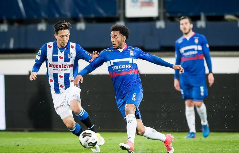 时刻敢于承 时刻敢于承