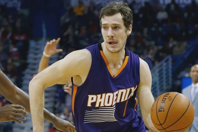 国足的防线 国足的防线