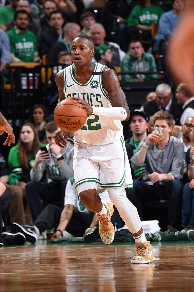 自然融入了 自然融入了