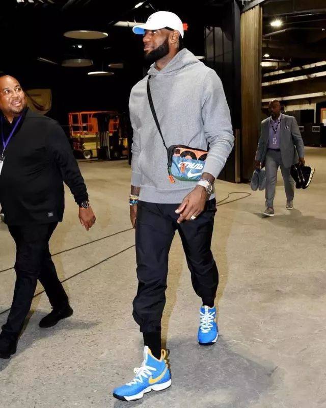 能与青少年 能与青少年